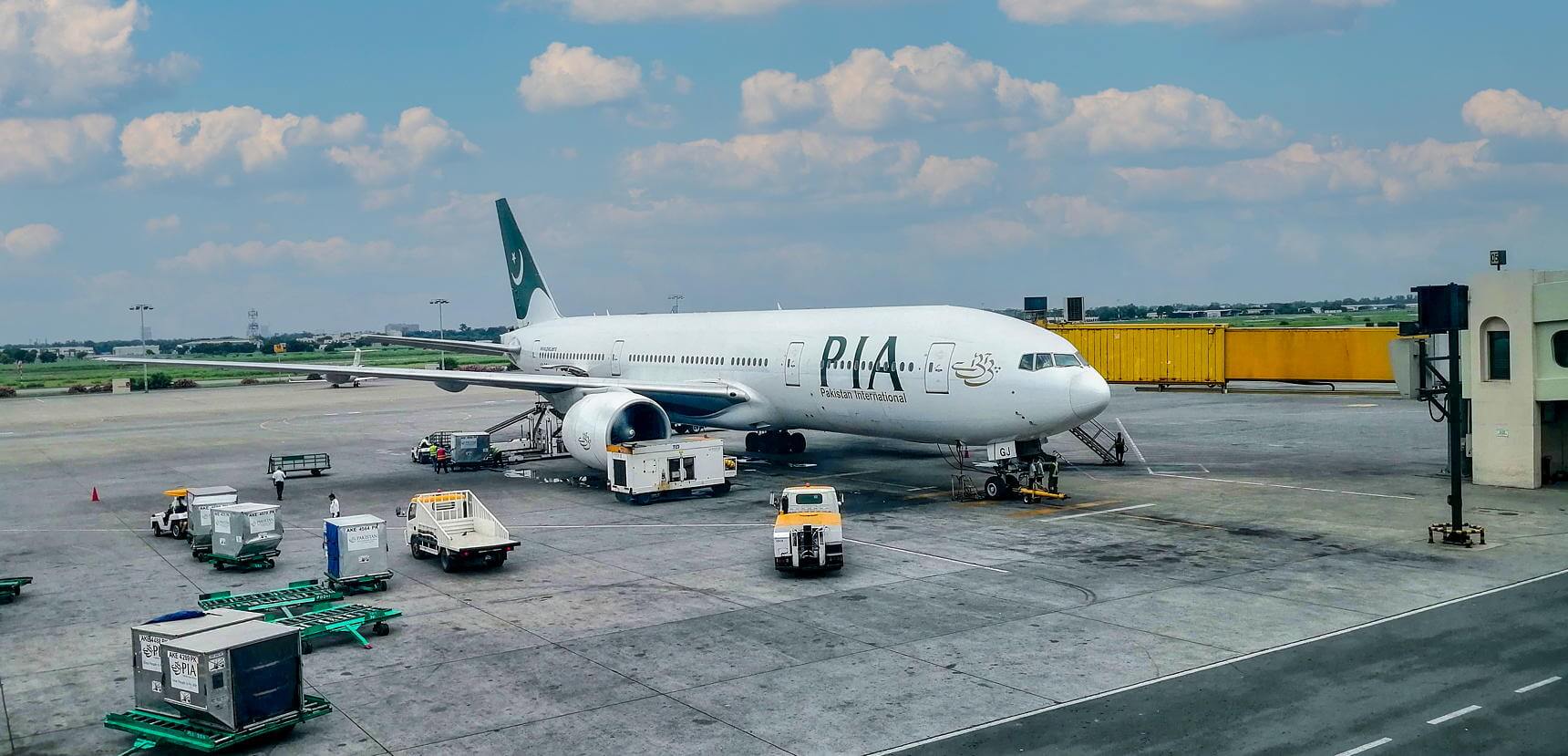 PIA Boeing